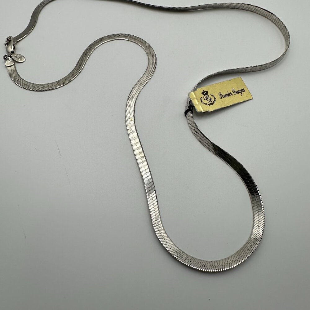 Premier Designs herringbone silver-tone necklace 30”.  With original tag. - Picture 7 of 13